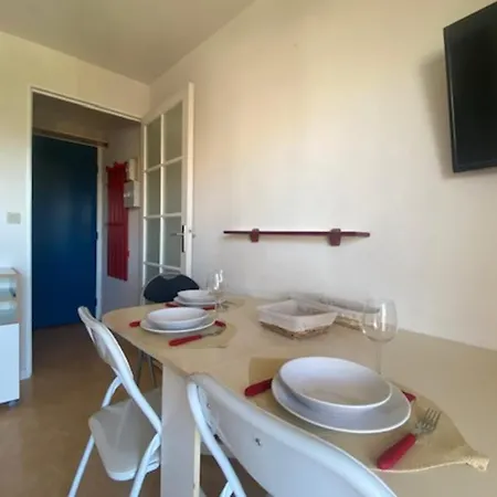 23m Peaceful With Balcony With Sea View !